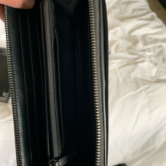 Michael Kors Men’s Wallet - Picture 4 of 7